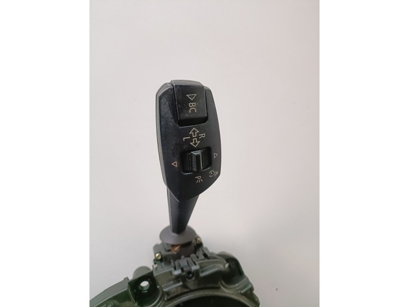 Recambio de mando luces para bmw serie 3 berlina (e90) 204d4 referencia OEM IAM 696527802  