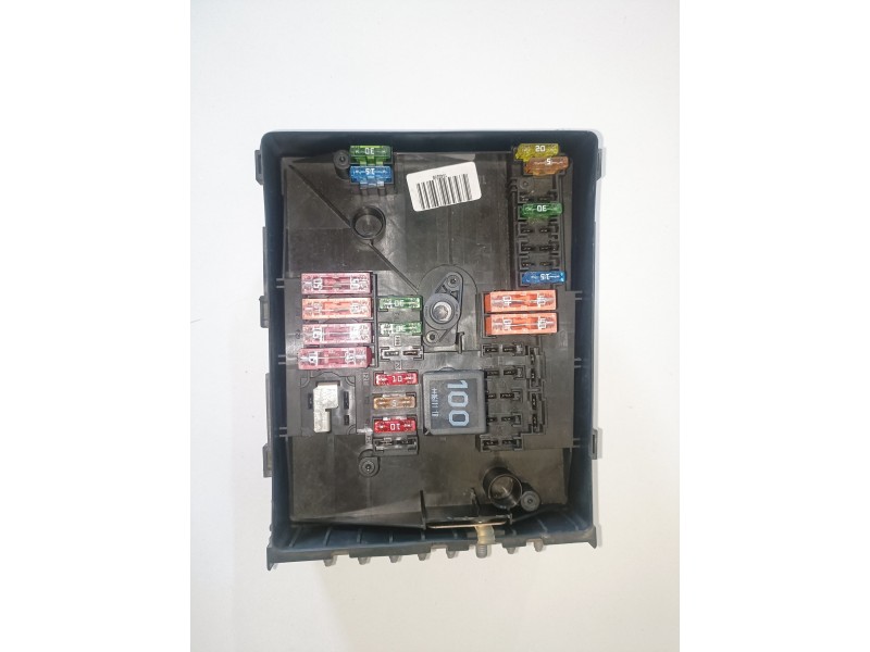 Recambio de caja reles / fusibles para audi a3 (8p1) bls referencia OEM IAM 1K0937125A  