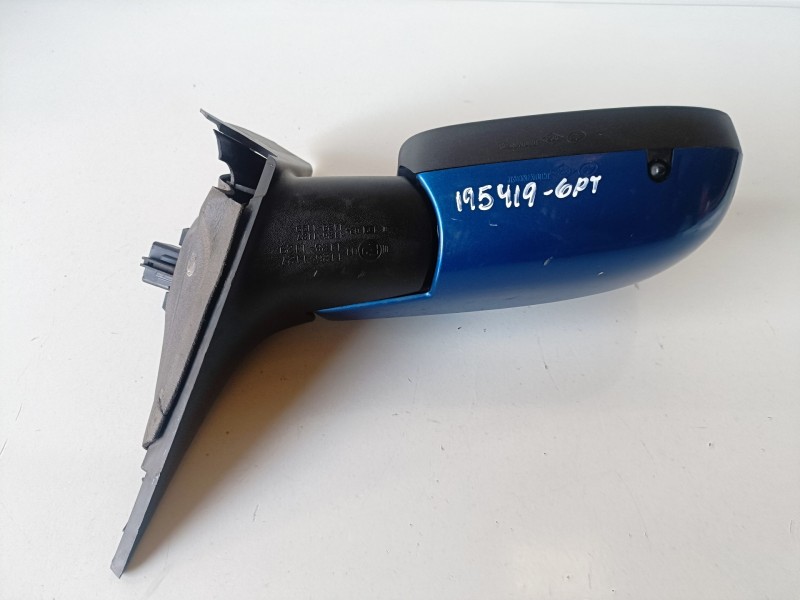 Recambio de retrovisor derecho para renault scenic ii (jm) k9k732 referencia OEM IAM 11261127  