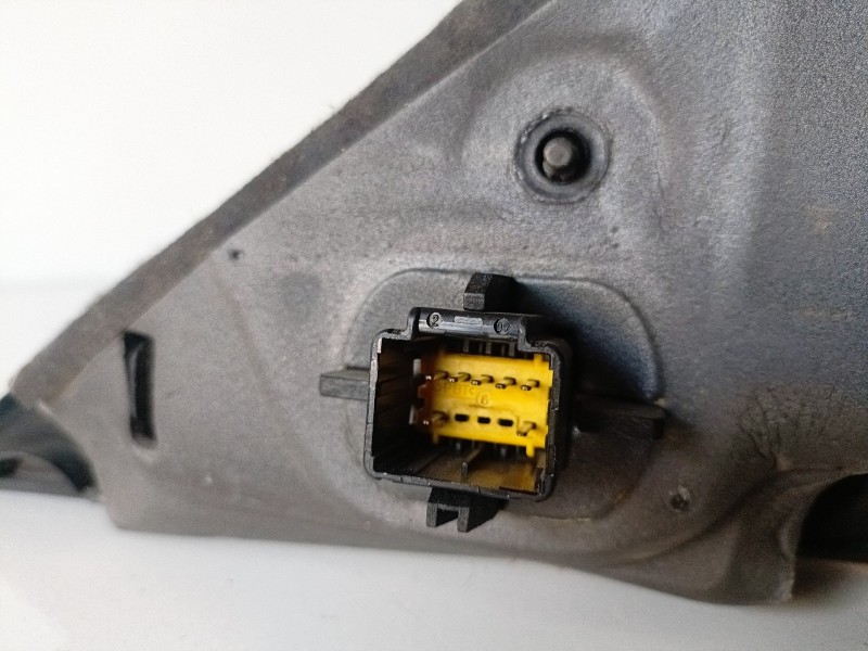 Recambio de retrovisor derecho para renault scenic ii (jm) k9k732 referencia OEM IAM 11261127  