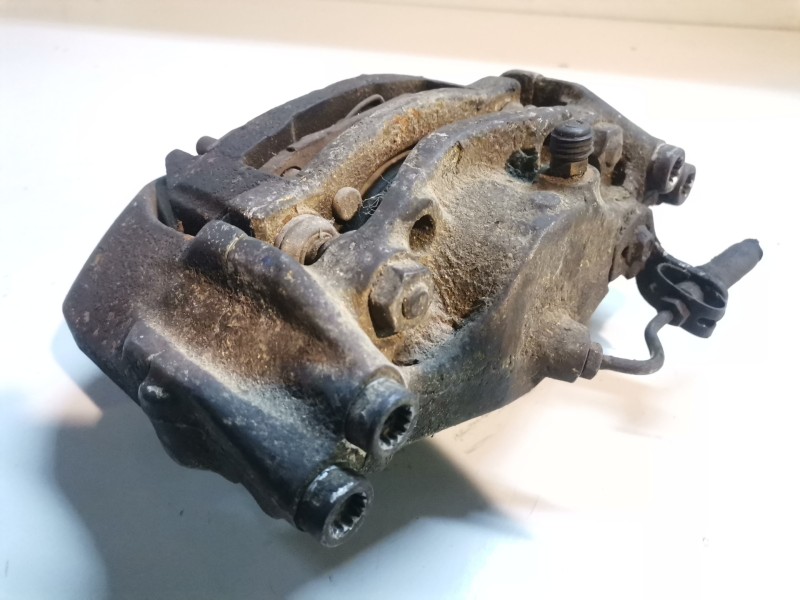 Recambio de pinza de freno delantera derecha para volkswagen t4 transporter aab referencia OEM IAM   