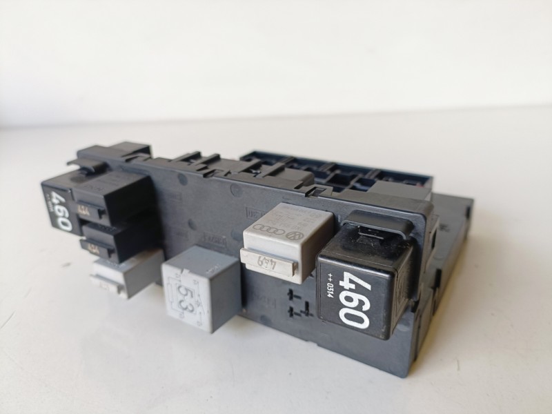 Recambio de caja reles / fusibles para volkswagen touran (1t1) avq referencia OEM IAM 1K0937049G  