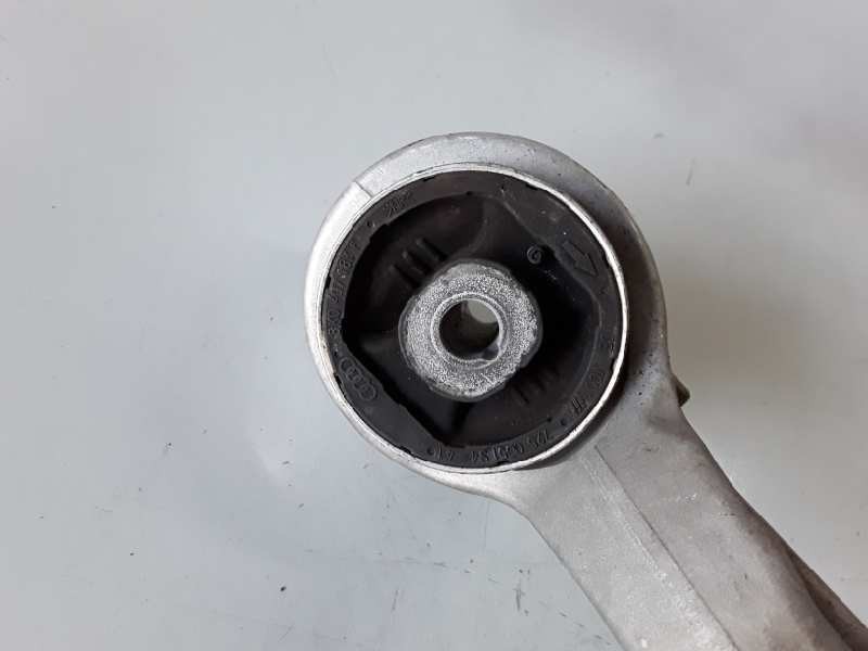 Recambio de brazo suspension inferior delantero izquierdo para audi a4 avant (8w5) deu referencia OEM IAM 8W0407695A  