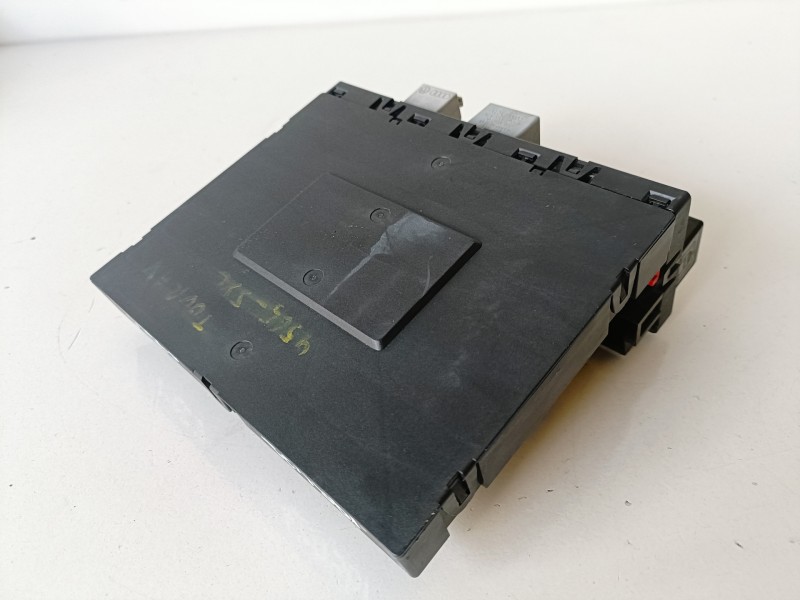 Recambio de caja reles / fusibles para volkswagen touran (1t1) avq referencia OEM IAM 1K0937049G  