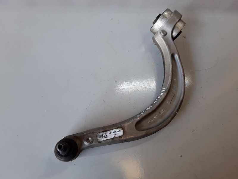 Recambio de brazo suspension inferior delantero izquierdo para audi a4 avant (8w5) deu referencia OEM IAM 8W0407695A  