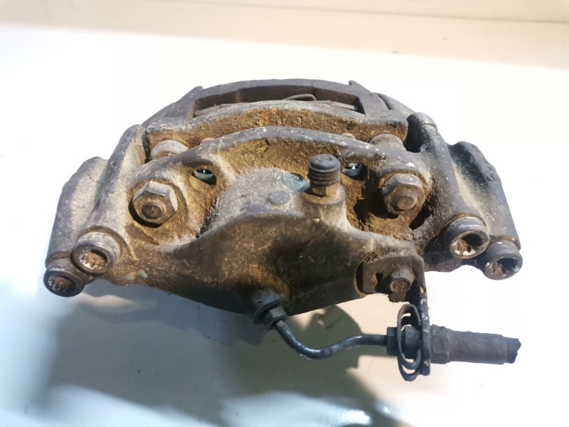 Recambio de pinza de freno delantera derecha para volkswagen t4 transporter aab referencia OEM IAM   