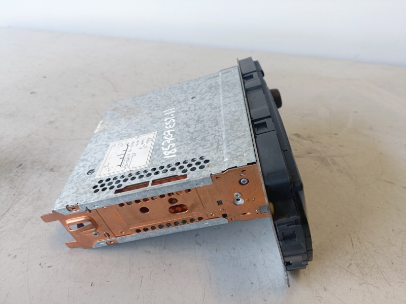 Recambio de sistema audio / radio cd para seat ibiza berlina (6j5) bls referencia OEM IAM 6J0035153  