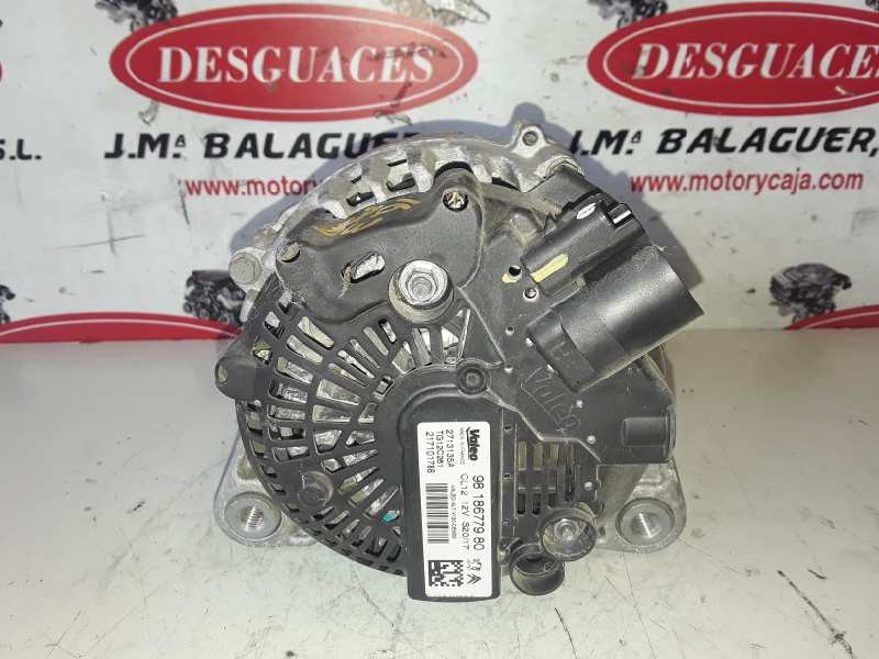 Recambio de alternador para peugeot 2008 hnz referencia OEM IAM 9818677980/CL12/TG12C261/2713135A  