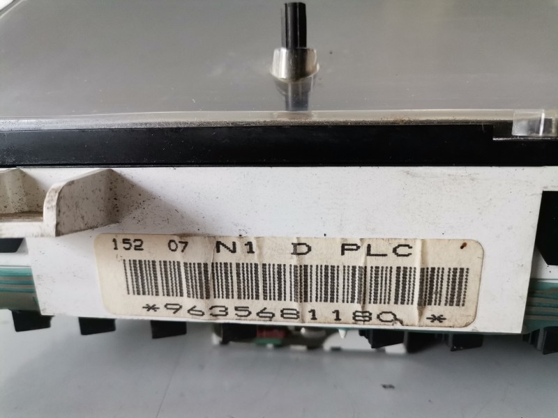 Recambio de cuadro instrumentos para citroen berlingo wjy referencia OEM IAM 9635681180  