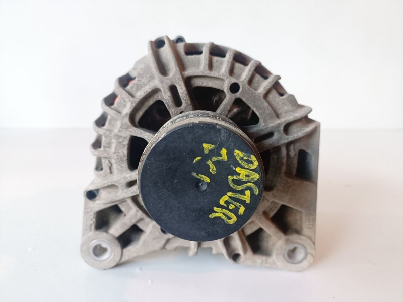 Recambio de alternador para dacia duster i k9k898 referencia OEM IAM 231003831R  