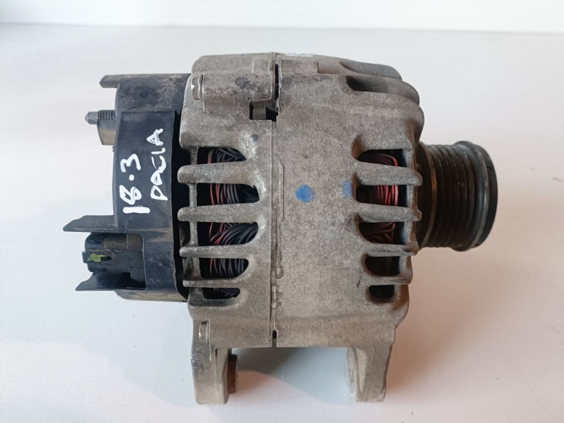 Recambio de alternador para dacia duster i k9k898 referencia OEM IAM 231003831R  