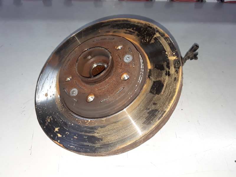 Recambio de mangueta delantera izquierda para dacia duster i k9k856 referencia OEM IAM   