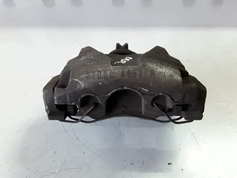 Recambio de pinza de freno delantera derecha para dacia duster i k9k856 referencia OEM IAM 410004658R  