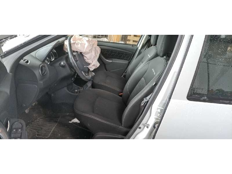 dacia duster i del año 2015