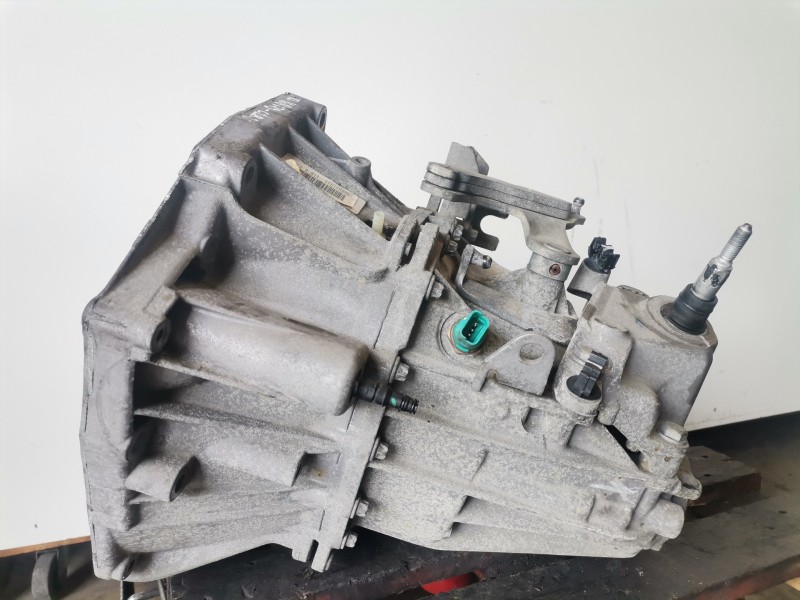 Recambio de caja cambios para renault scenic ii (jm) k4m766 referencia OEM IAM TL4A015  