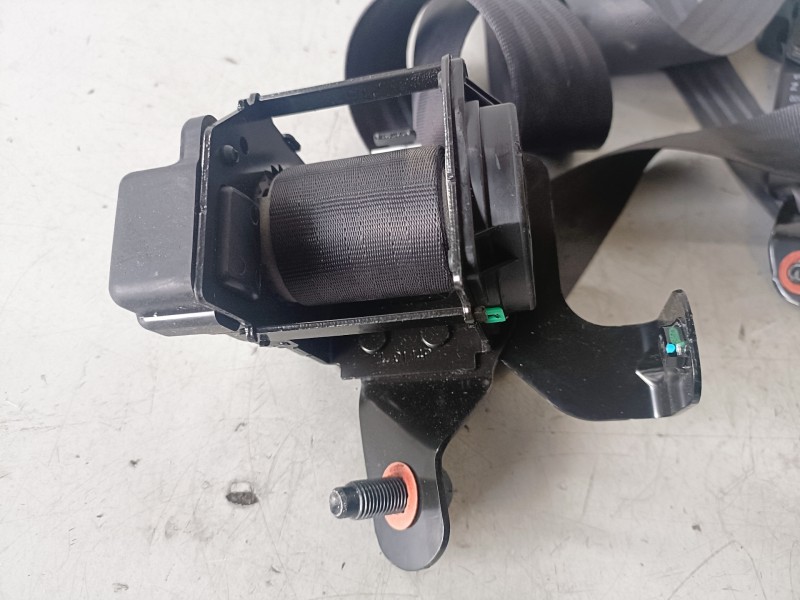 Recambio de cinturon seguridad trasero derecho para kia ceed (cd) d4fb referencia OEM IAM   