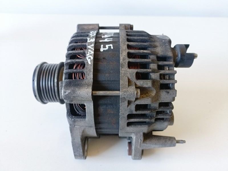 Recambio de alternador para seat toledo (1m2) arl referencia OEM IAM 028903029G  