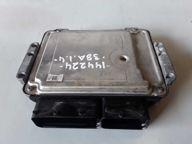 Recambio de centralita motor uce para opel zafira b z19dt referencia OEM IAM   