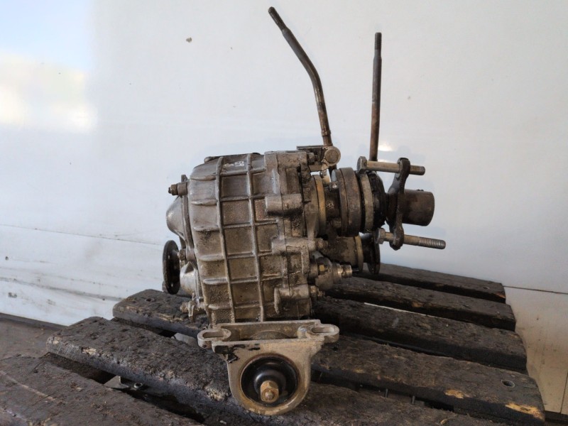 Recambio de caja transfer para nissan patrol gr (y60) rd28t referencia OEM IAM   
