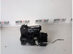 Recambio de cerradura maletero / porton para opel vivaro furgón/combi m9r referencia OEM IAM 8200282303  