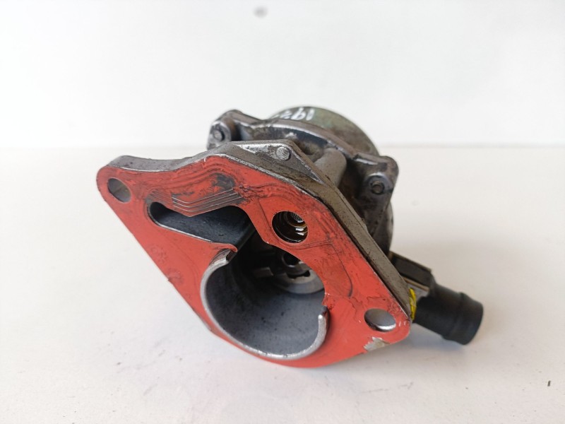 Recambio de depresor freno / bomba vacio para renault kangoo i (f/kc0) k9k704 referencia OEM IAM 7223891205  
