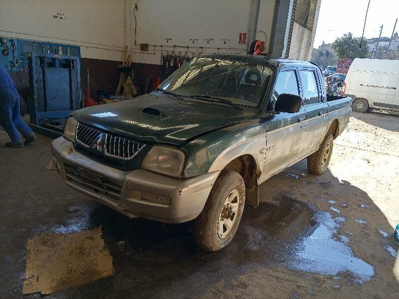 mitsubishi l200 (k70) del año 2005
