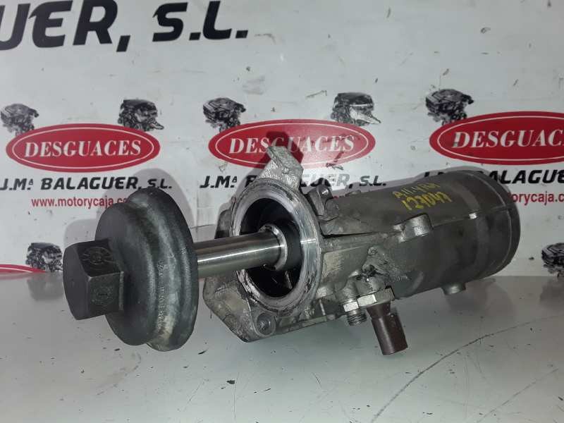 Recambio de soporte filtro aceite para audi a4 berlina (8e) blb referencia OEM IAM 045115389E  