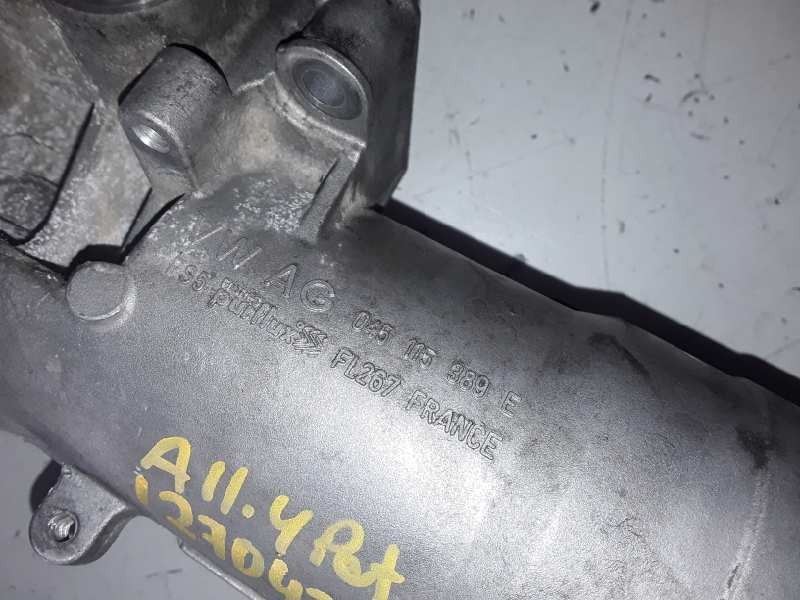 Recambio de soporte filtro aceite para audi a4 berlina (8e) blb referencia OEM IAM 045115389E  