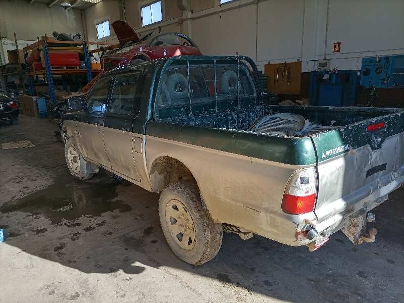 mitsubishi l200 (k70) del año 2005