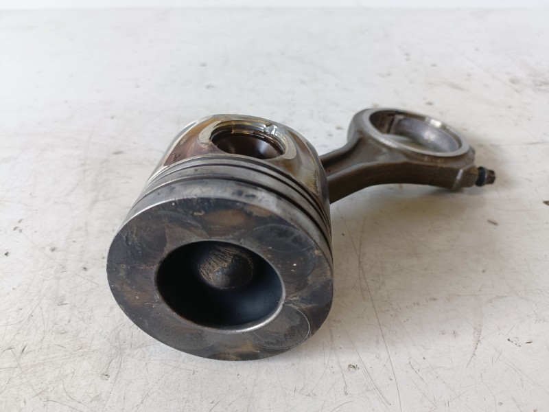 Recambio de piston para audi q7 (4l) bug referencia OEM IAM   