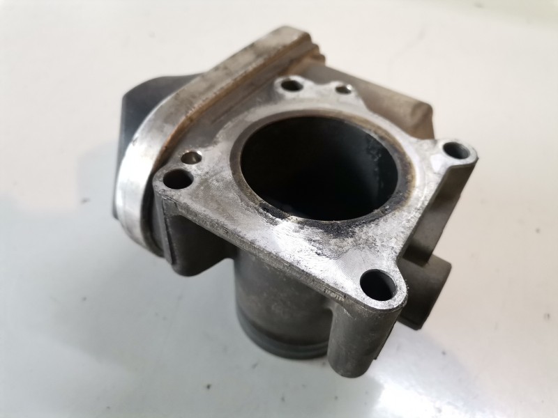 Recambio de caja mariposa para volkswagen polo iv (9n1) azq referencia OEM IAM 036133062N  