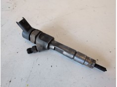 Recambio de inyector para opel vivaro f9q762 referencia OEM IAM 0445110021  