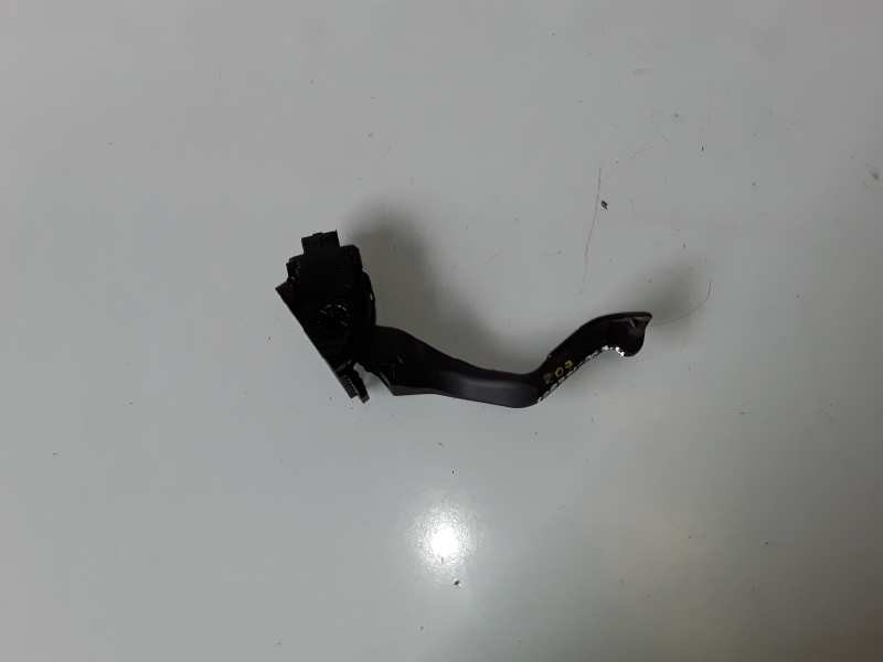 Recambio de potenciometro pedal para peugeot 207 8fs referencia OEM IAM 968184408003  