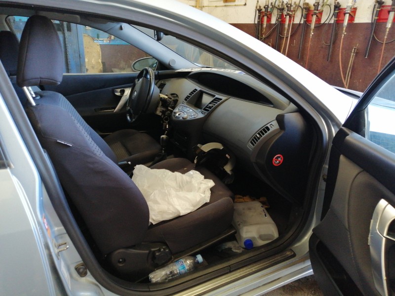 nissan primera berlina (p12) del año 2004