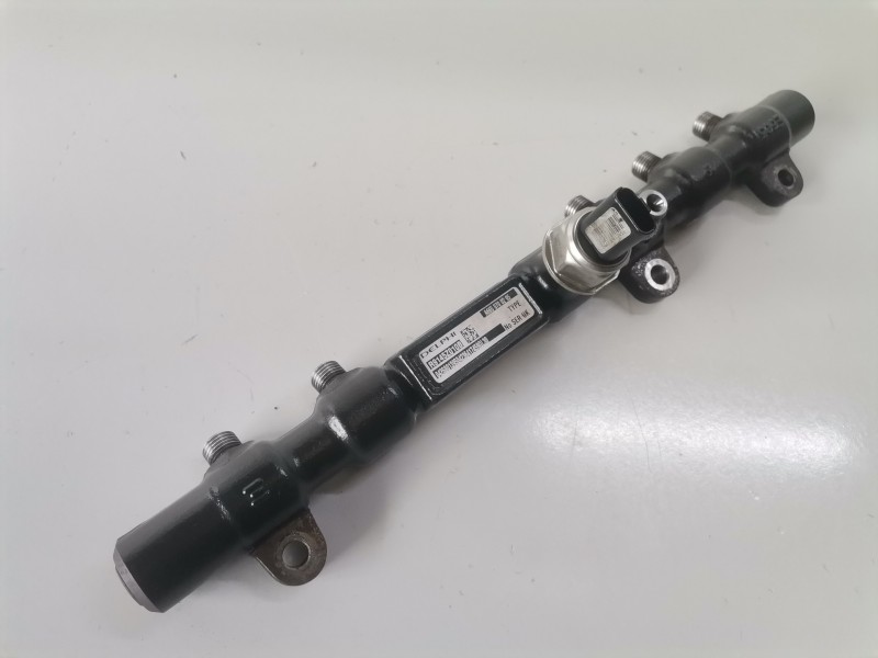 Recambio de rampa inyectora para ssangyong rexton d27dt referencia OEM IAM R9145Z010B/A6650700295  