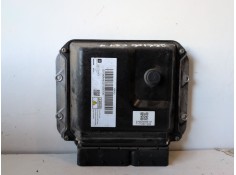Recambio de centralita motor uce para opel astra j berlina 5p a17dtr referencia OEM IAM 55579443  