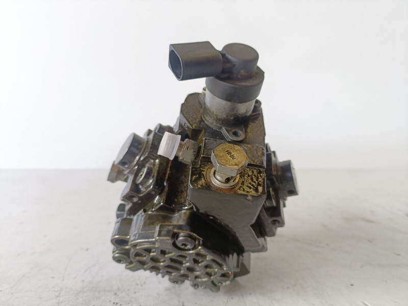 Recambio de bomba inyeccion para audi q7 (4l) bug referencia OEM IAM 0445010133  