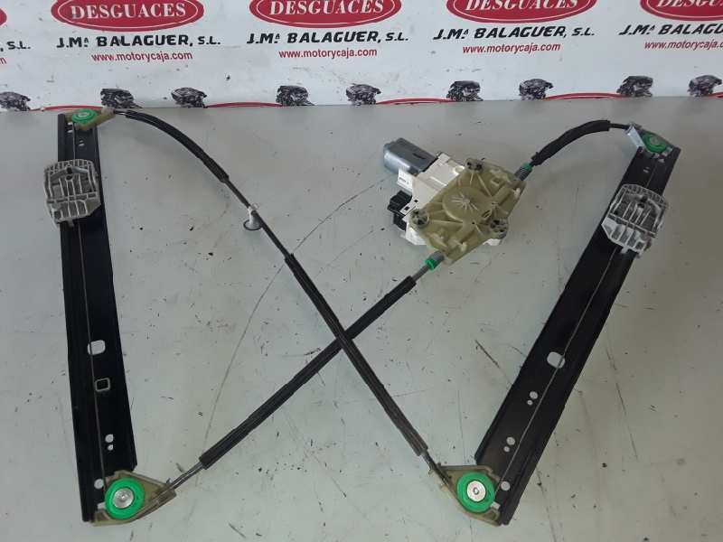Recambio de elevalunas trasero derecho para audi q7 (4l) bug referencia OEM IAM 4L0959802B/977272101/7746018901  