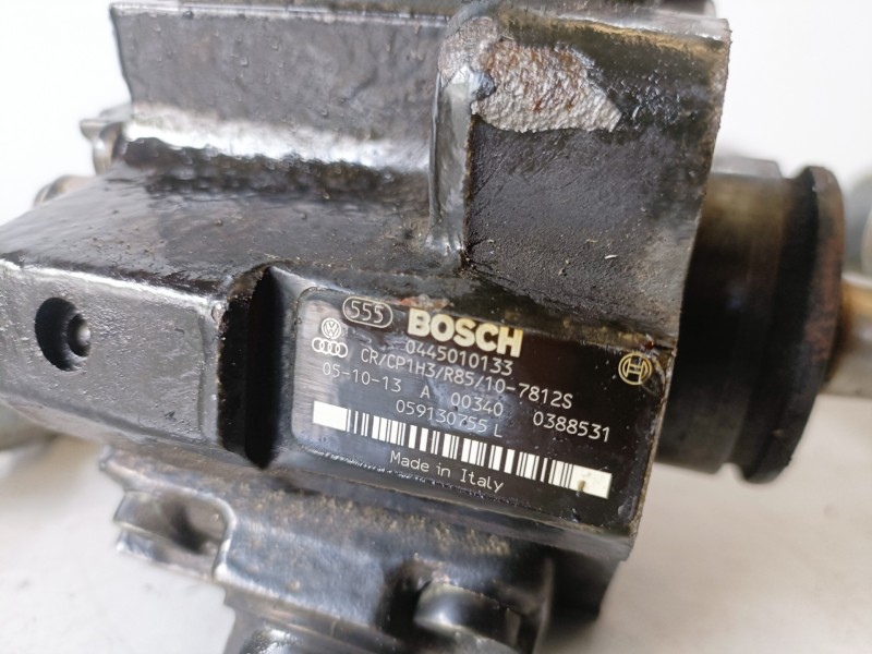 Recambio de bomba inyeccion para audi q7 (4l) bug referencia OEM IAM 0445010133  