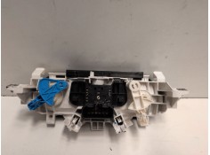 Recambio de mando climatizador para renault twingo ii d4f772 referencia OEM IAM    2