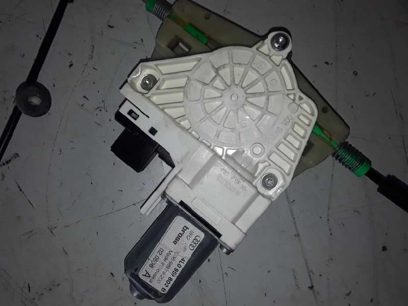 Recambio de elevalunas trasero derecho para audi q7 (4l) bug referencia OEM IAM 4L0959802B/977272101/7746018901  
