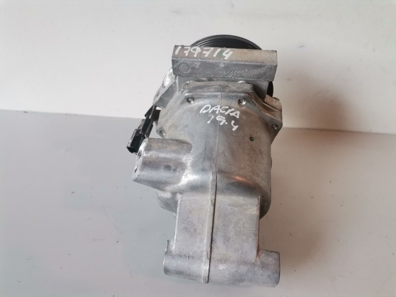 Recambio de compresor aire acondicionado para dacia dokker k9k872 referencia OEM IAM 926008942R  
