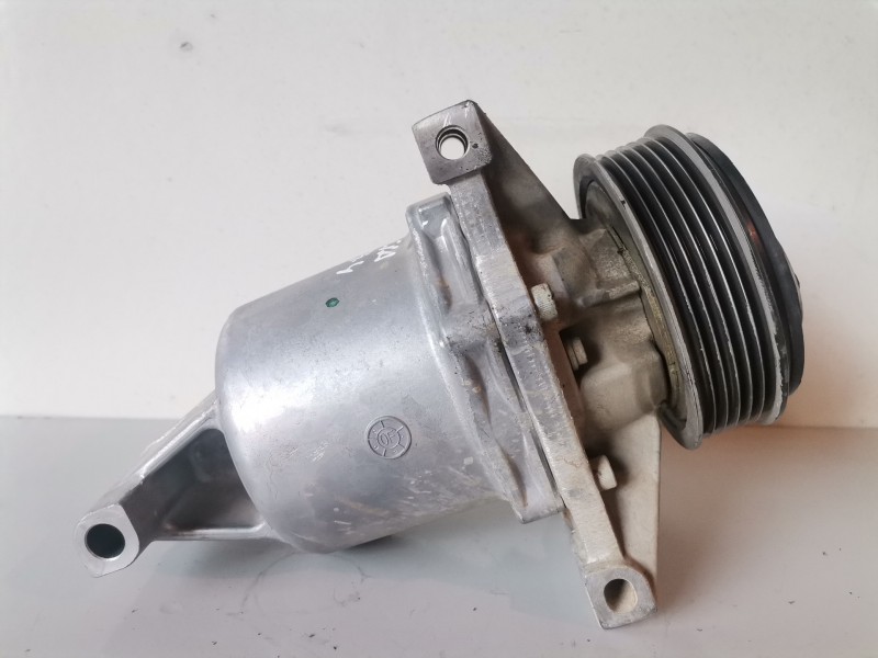 Recambio de compresor aire acondicionado para dacia dokker k9k872 referencia OEM IAM 926008942R  