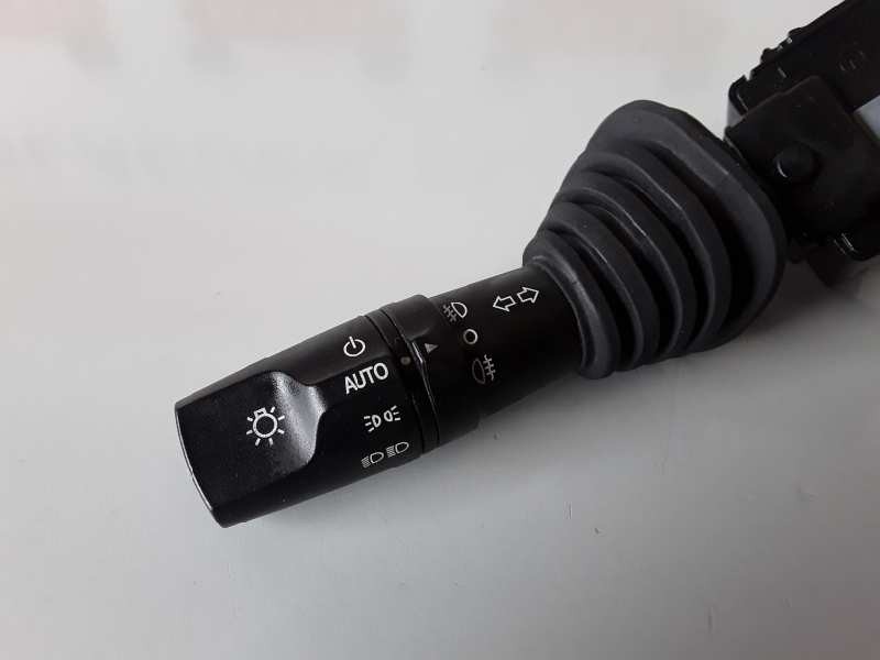 Recambio de mando luces para chevrolet captiva z20s referencia OEM IAM 202005410  