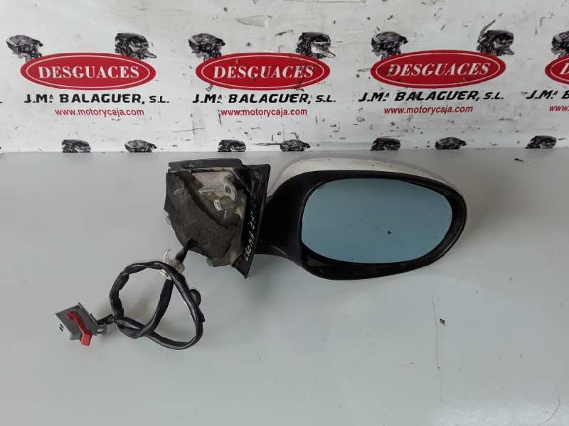 Recambio de retrovisor derecho para fiat croma (194) 939a2.000 referencia OEM IAM   