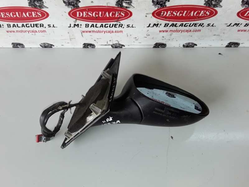 Recambio de retrovisor derecho para fiat croma (194) 939a2.000 referencia OEM IAM   