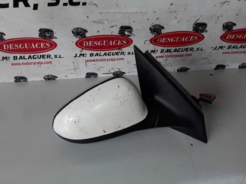 Recambio de retrovisor derecho para fiat croma (194) 939a2.000 referencia OEM IAM   