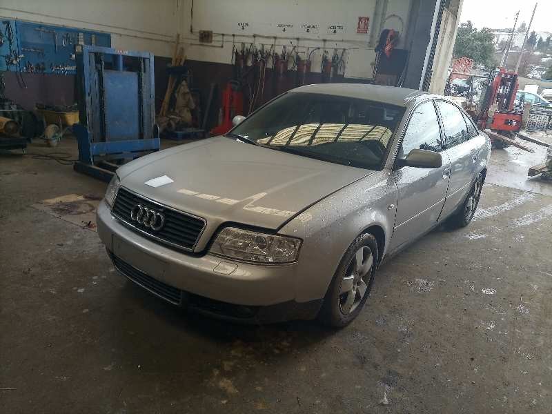 audi a6 berlina (4b2) del año 2002