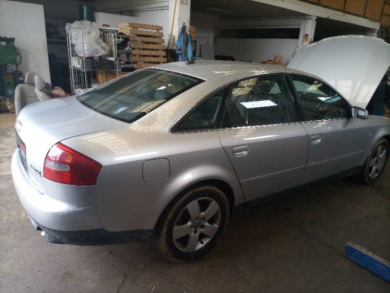audi a6 berlina (4b2) del año 2002