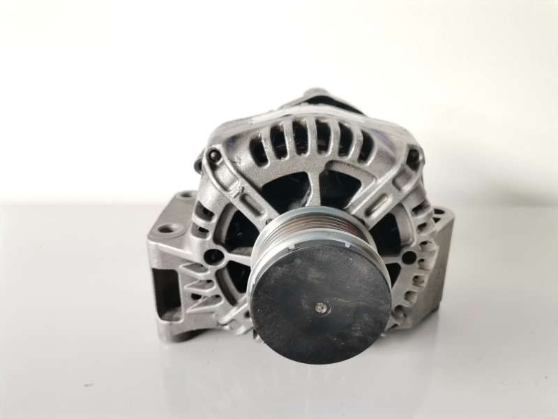 Recambio de alternador para fiat i doblò (119) 199a2000 referencia OEM IAM TG9S140  